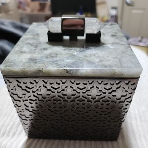 Kendrs Scott Square Filigree Box in Labradorite